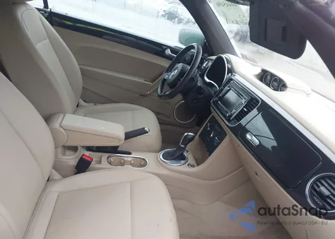 2015 Volkswagen Beetle 2.0T R-Line z USA, uszkodzony, nr VIN 3VW7T7AT2FM810241